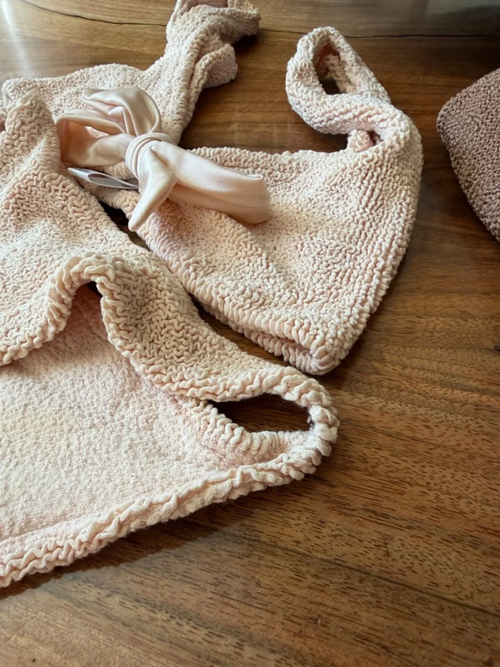 Hunza G Textured Pale Pink Knot-Front Bikini - Picture 8 of 11